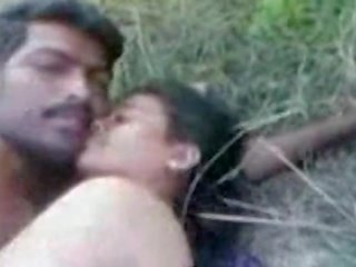Tamil párov sex video vonku