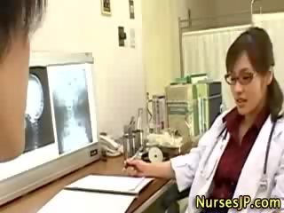 Asiática mujer dr. paja