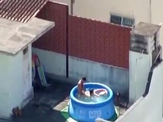 Melhores do brasil - flagrou vizinhos fazendo sekso na piscina elhores