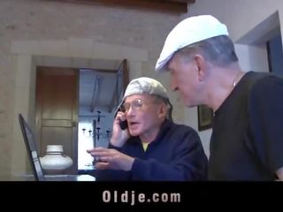 Retired oldmen fuck dan saham dua remaja