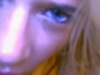 Blonda vids tanlined corp infront de camera web video