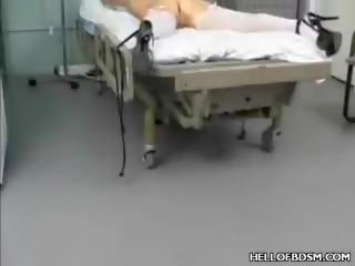 Seks kasar agresif rumah sakit tamparan di pantat