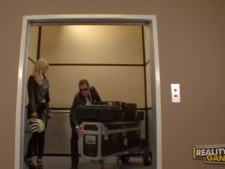 Amateur amazing blonde prostitute doing blowjob and gets fucked on the lift