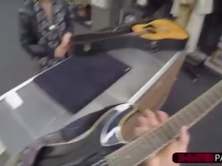 Rockstar সঙ্গে পিয়ার্সিংস পায় তার পাছা হার্ডকোর কঠিন দ্বারা shawns বিশাল জনসন