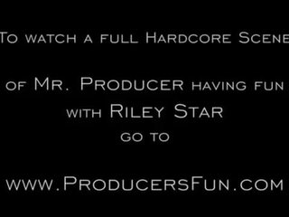 Producersfun-a fucking conversation সঙ্গে riley তারকা