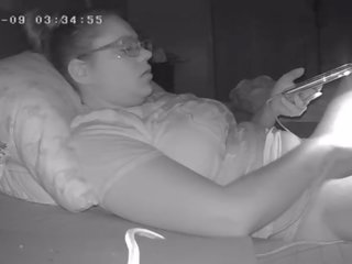 Buah dada besar perempuan cabul set naik sebuah video untuk dia adolescent tertangkap tersembunyi kamera