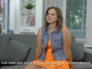 Sandra bulka. 18. y.o sedusive igazi szűz- fiatal női -től oroszország akarat erősítse neki szüzesség jobb jelenleg! közelkép szűzhártya lövés!