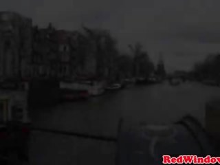 حقيقي هولندي عاهرة ركوب الخيل و تمتص بالغ فيديو رحلة رجل