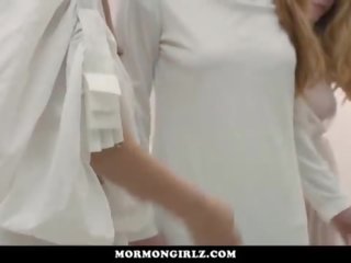 Mormongirlz- דוּ בנות מתחיל למעלה ג'ינג'י כוס
