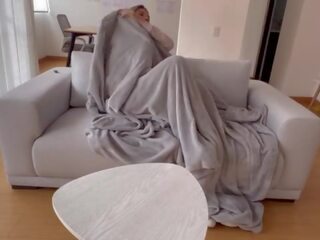 Curing meine stepsisters flu with adult video dirtying my stepmoms neu sofa&period;