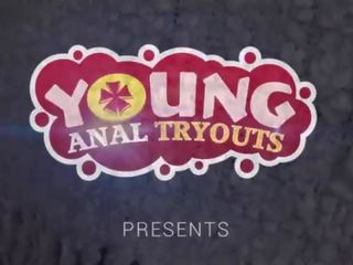 I ri anale tryouts - tip teases cookie